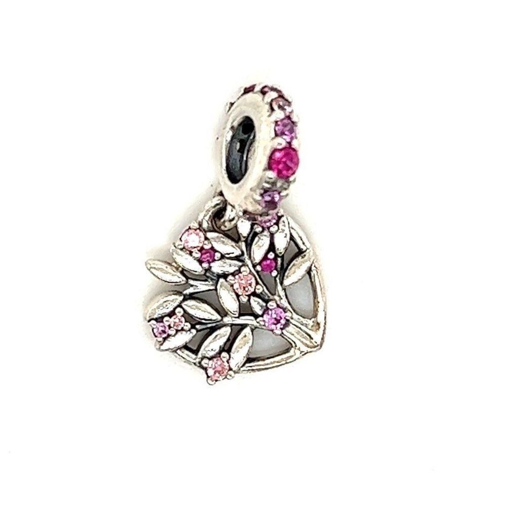 Pandora Heart‎ Family Tree Charm
